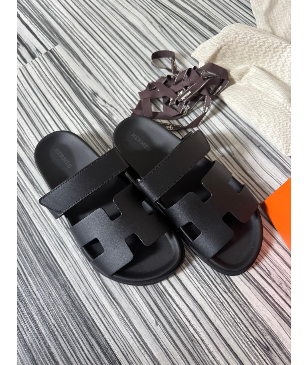 HERMES Черные кожаные сандалии, фото 3