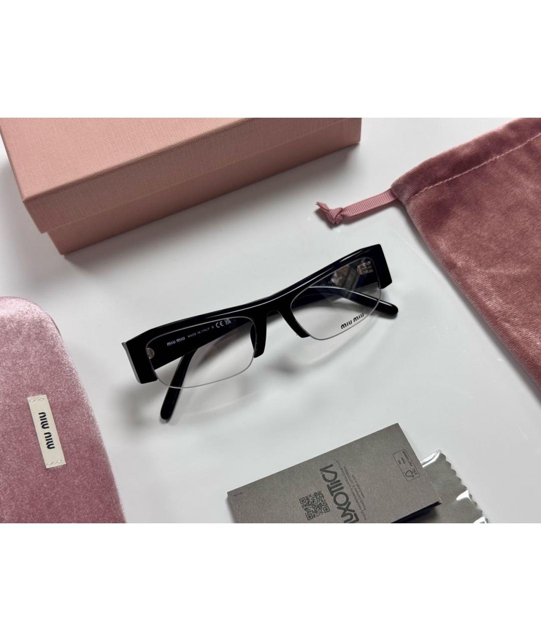 MIU MIU Черные пластиковые солнцезащитные очки, фото 2