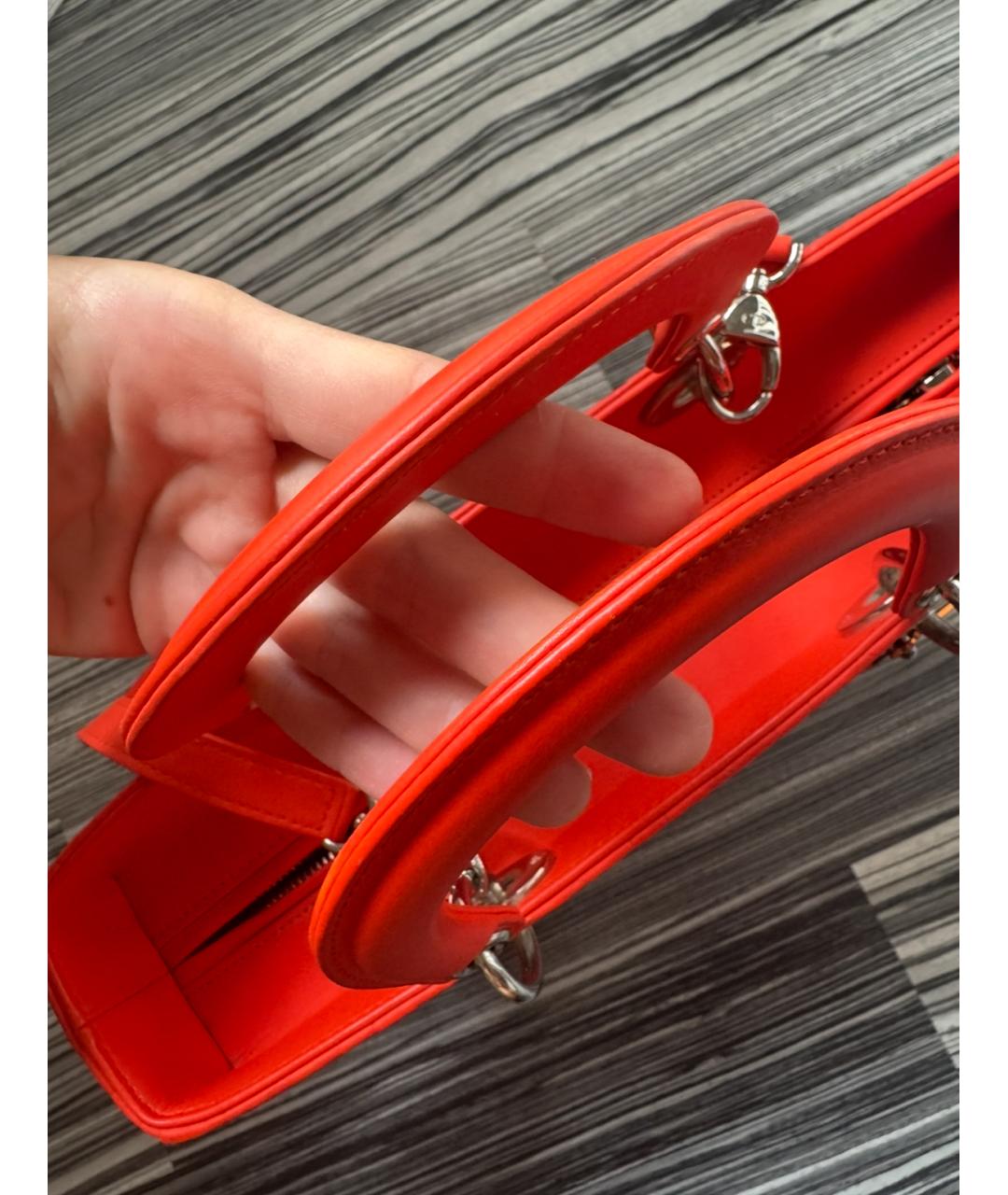 CHRISTIAN DIOR Красная кожаная сумка с короткими ручками, фото 7