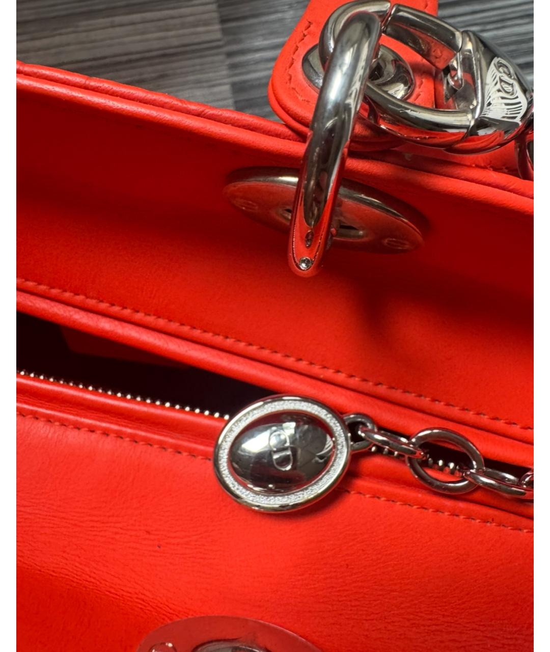 CHRISTIAN DIOR Красная кожаная сумка с короткими ручками, фото 8