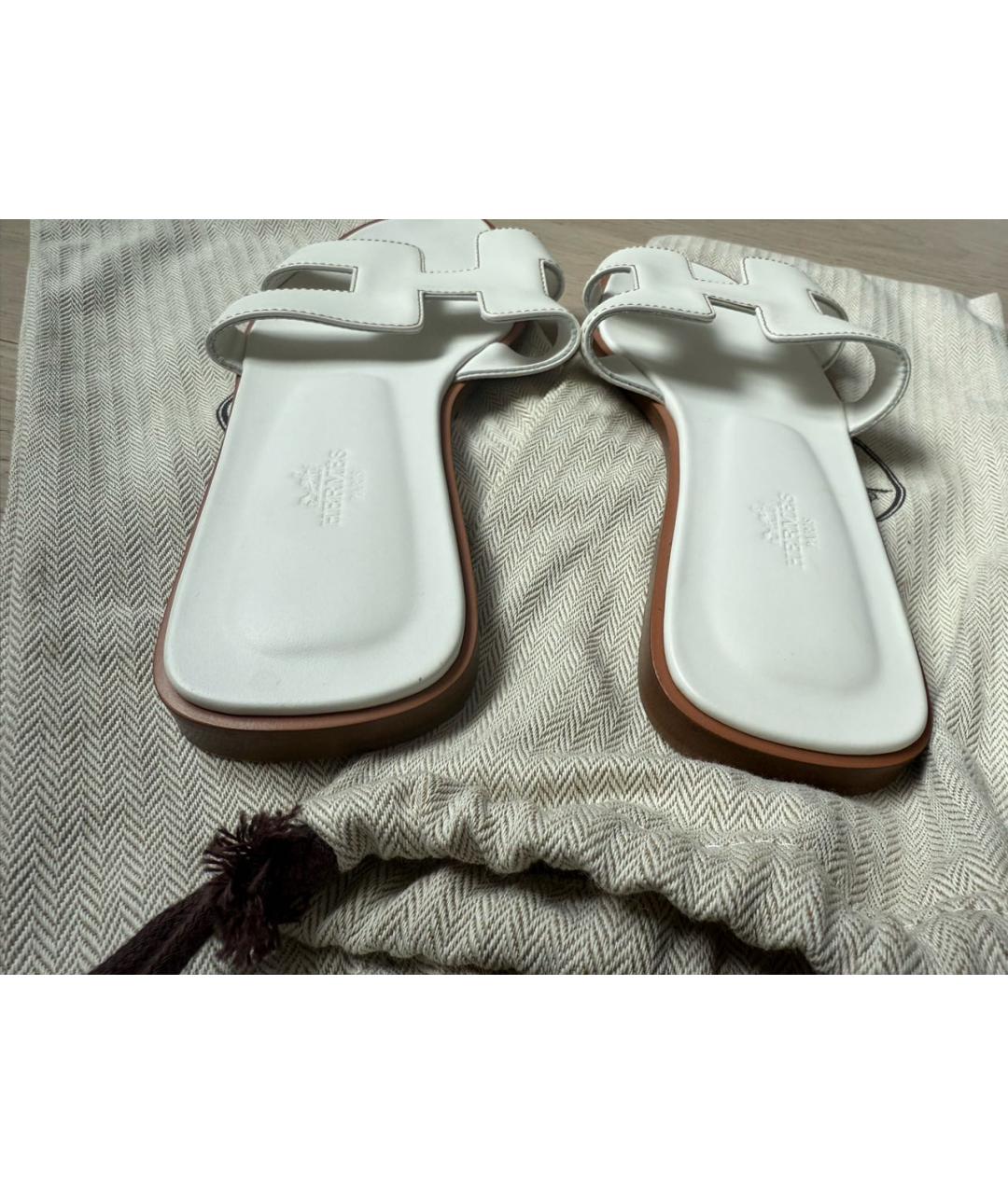HERMES Белые кожаные шлепанцы, фото 4