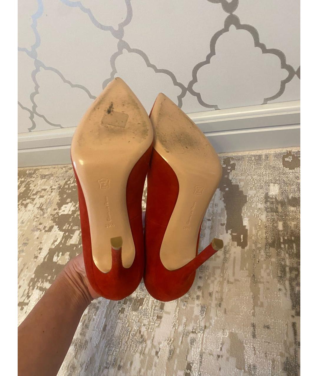 GIANVITO ROSSI Красные замшевые туфли, фото 6