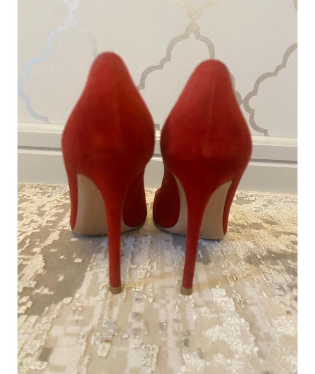 GIANVITO ROSSI Красные замшевые туфли, фото 5