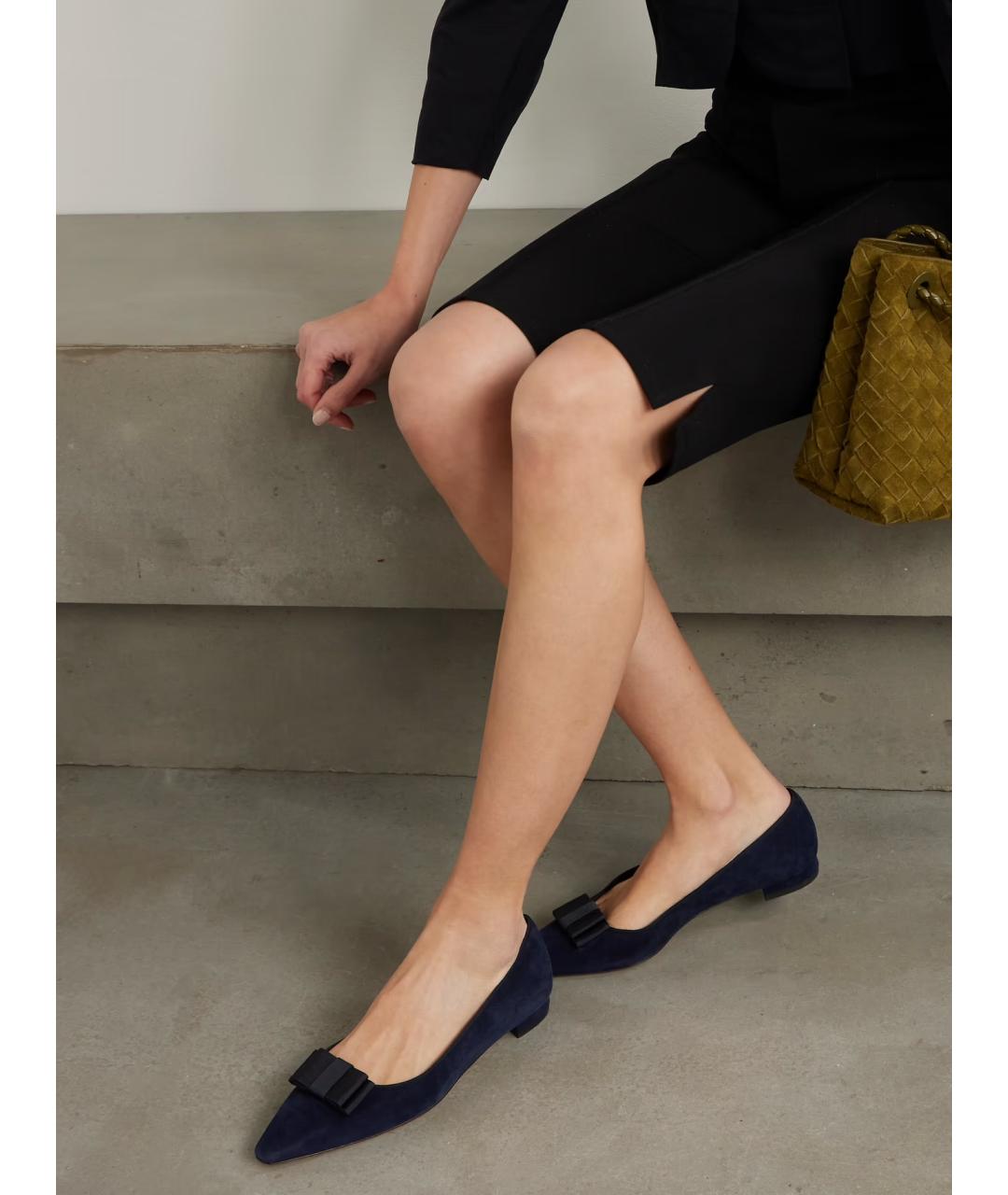 MANOLO BLAHNIK Темно-синие замшевые балетки, фото 2