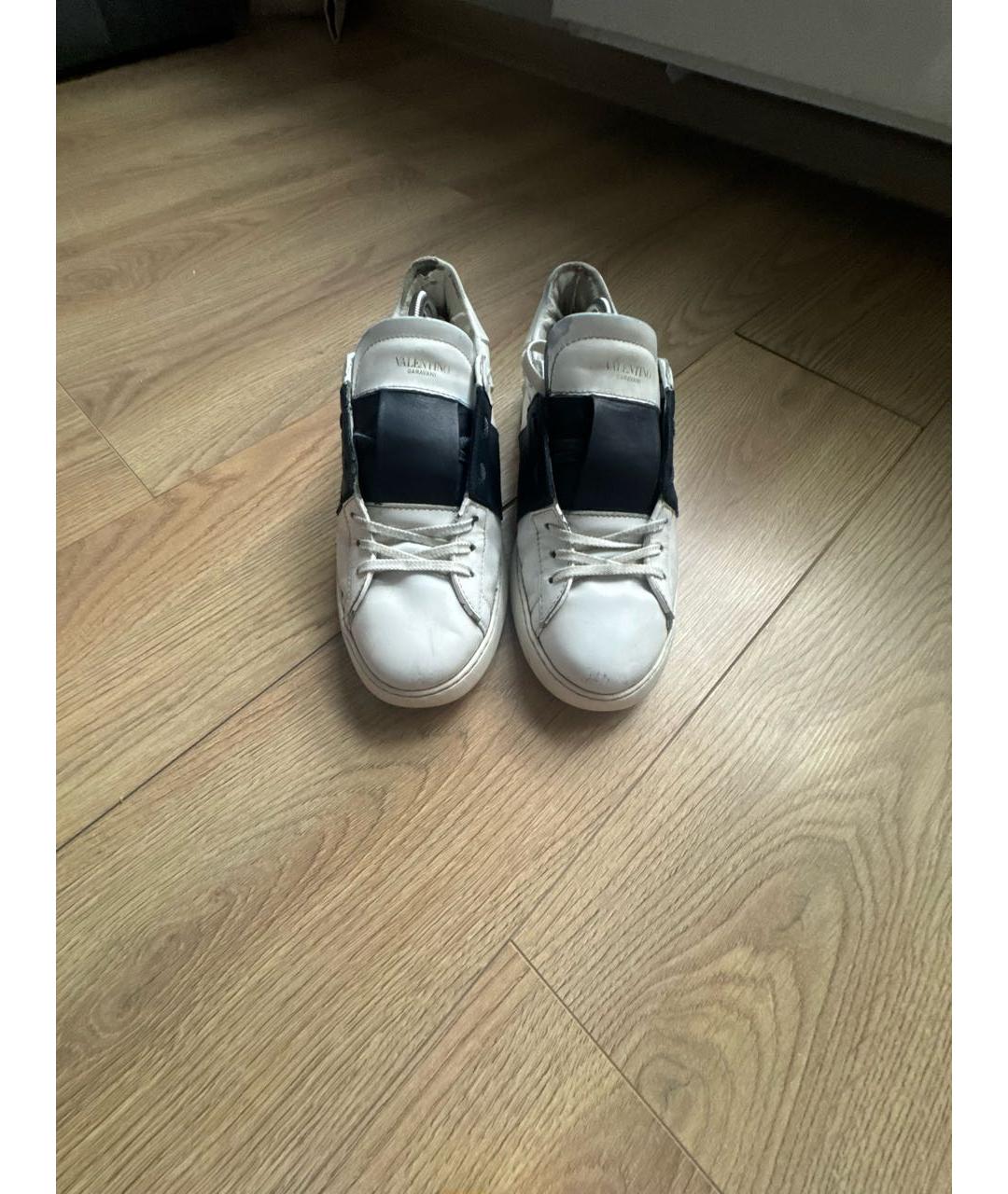 VALENTINO Белые кроссовки, фото 2