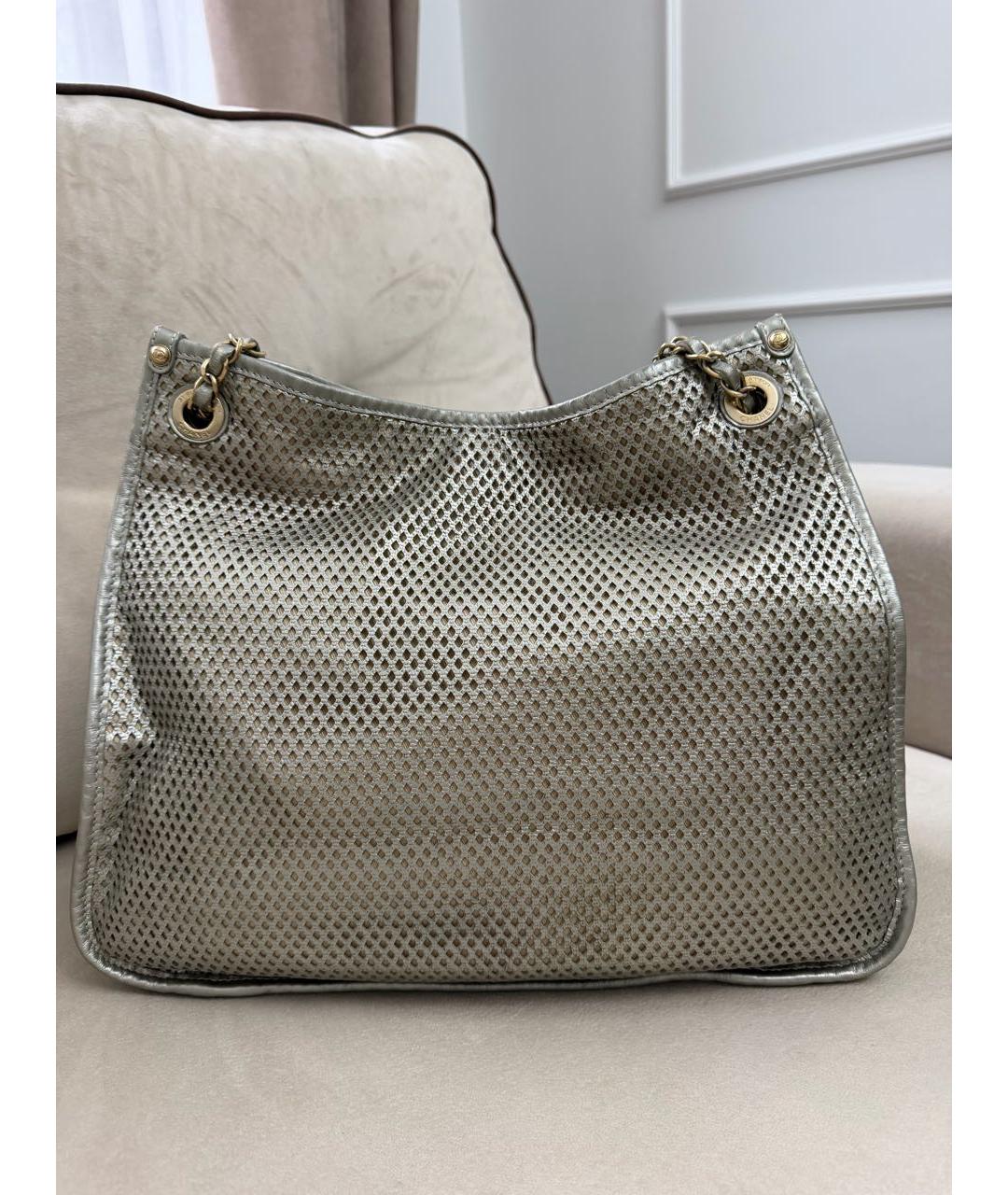 CHANEL Серебряная кожаная сумка тоут, фото 3