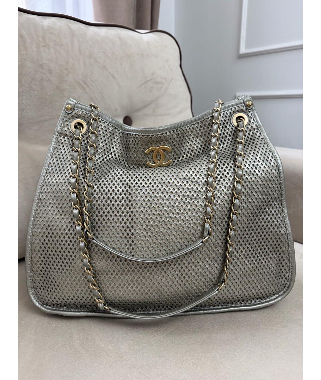 CHANEL Серебряная кожаная сумка тоут, фото 9