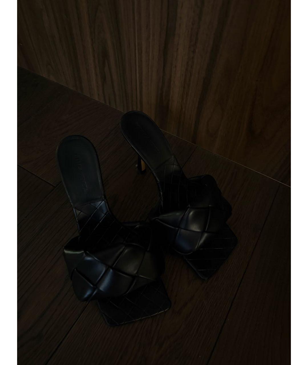 BOTTEGA VENETA Черные кожаные мюли, фото 4