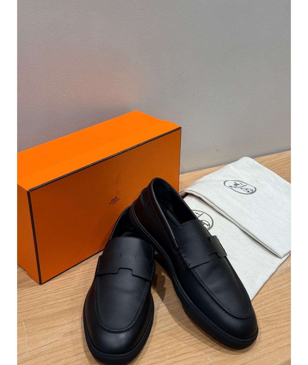 HERMES Черные кожаные лоферы, фото 3