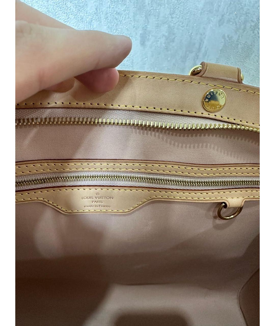 LOUIS VUITTON Золотая сумка с короткими ручками из лакированной кожи, фото 5