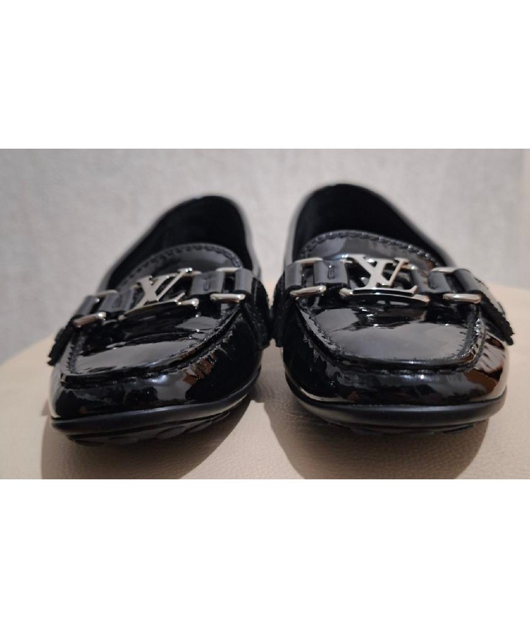 LOUIS VUITTON Черные мокасины из лакированной кожи, фото 2
