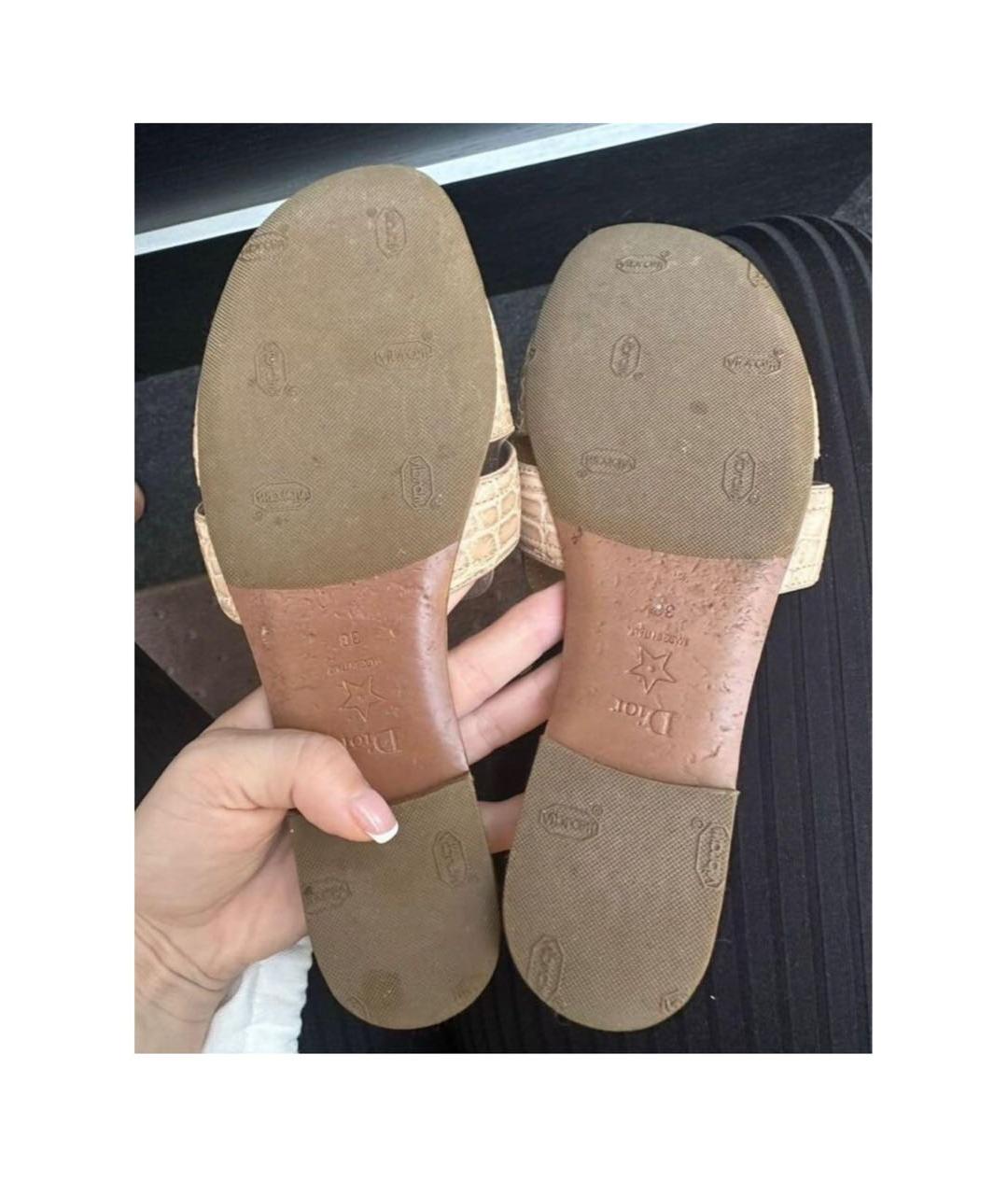 CHRISTIAN DIOR Бежевые шлепанцы из экзотической кожи, фото 5