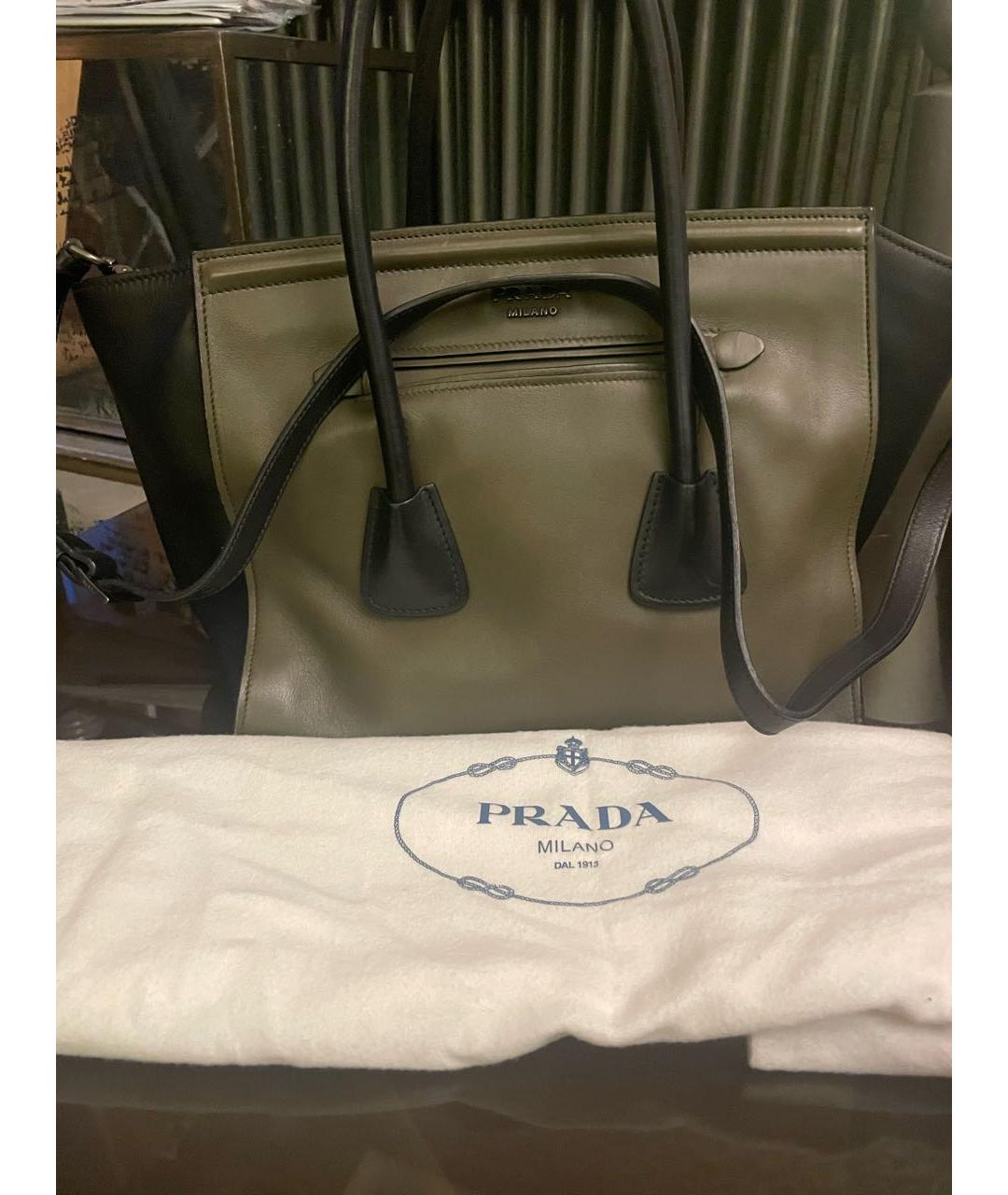 PRADA Хаки кожаная сумка с короткими ручками, фото 3