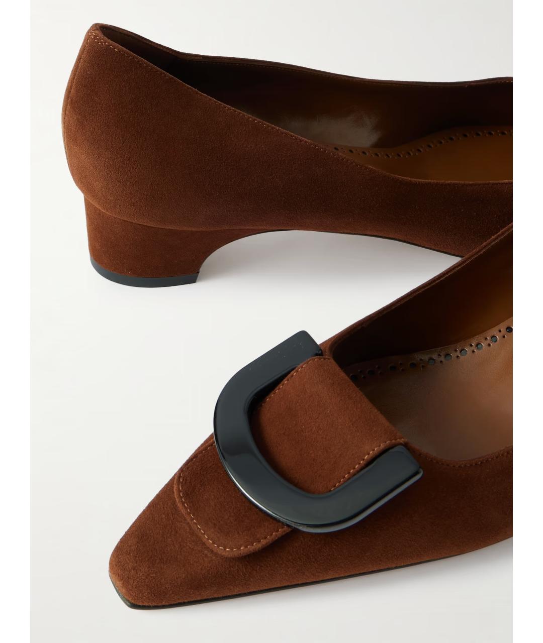 MANOLO BLAHNIK Коричневые замшевые лодочки на низком каблуке, фото 3