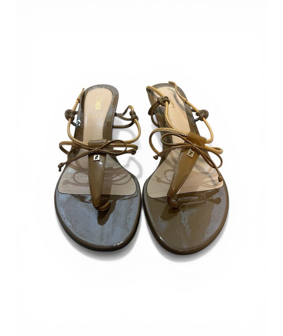 FENDI Бежевые кожаные босоножки, фото 6