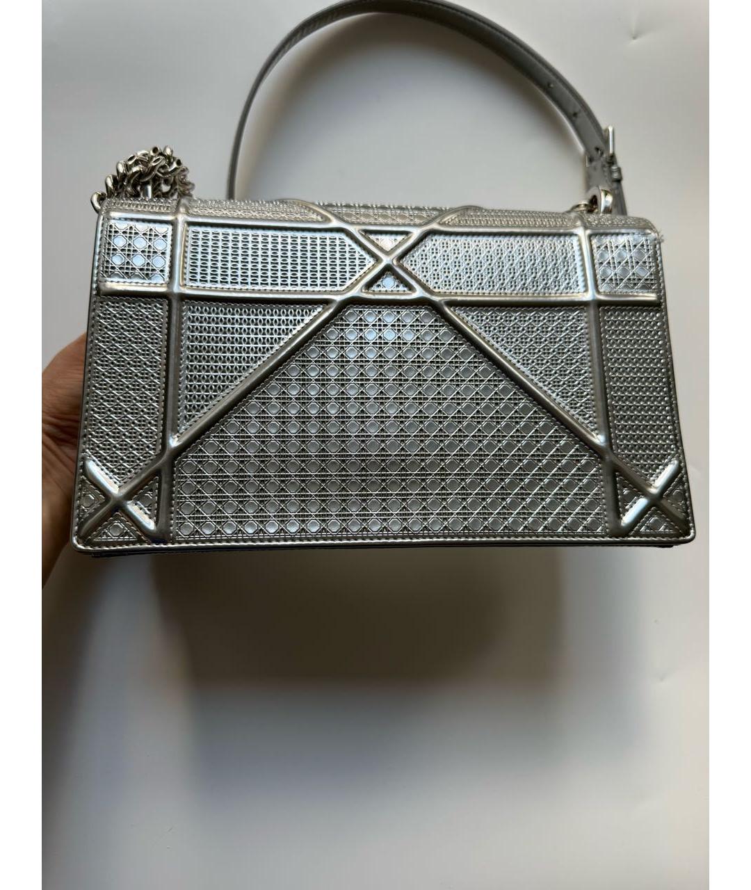 CHRISTIAN DIOR Серебряная кожаная сумка через плечо, фото 3