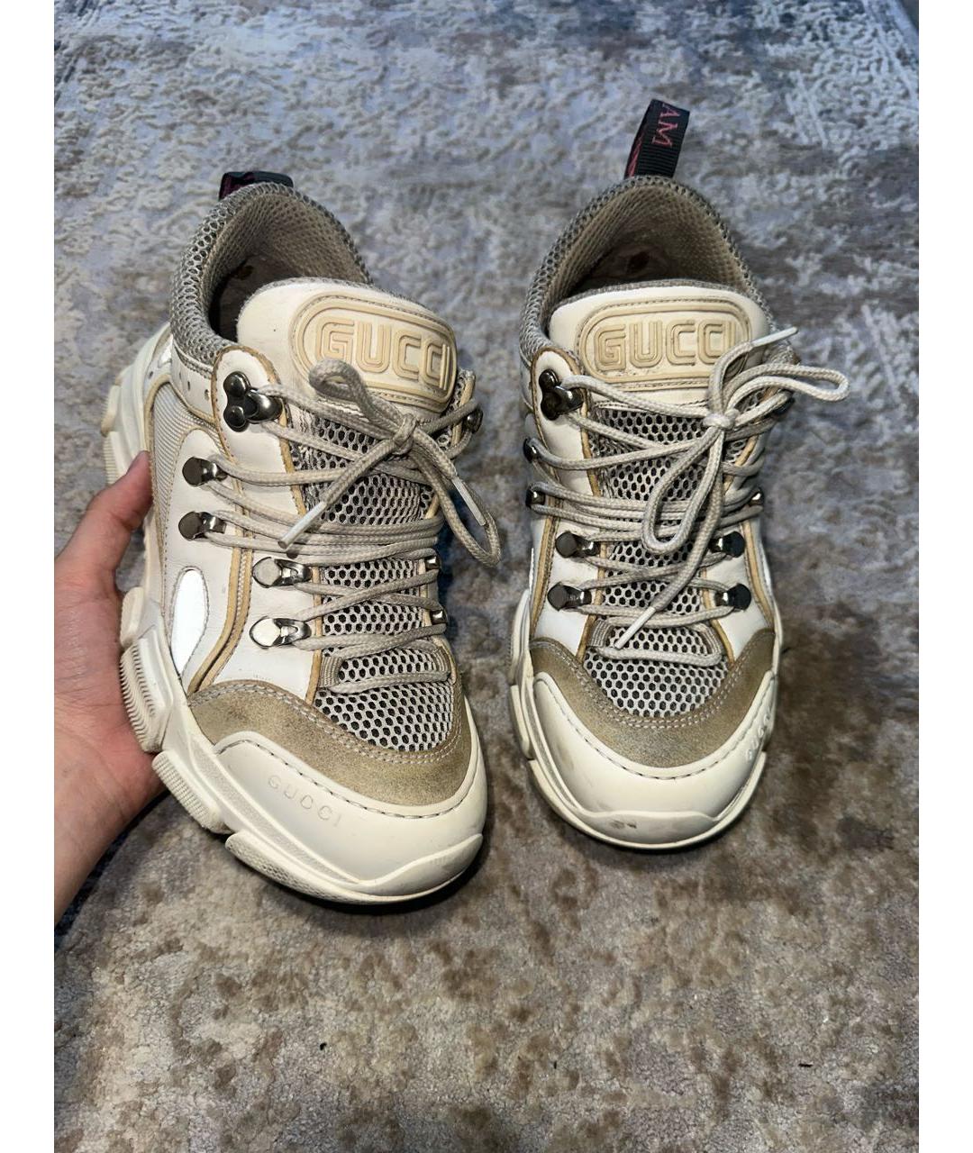 GUCCI Белые замшевые низкие ботинки, фото 2