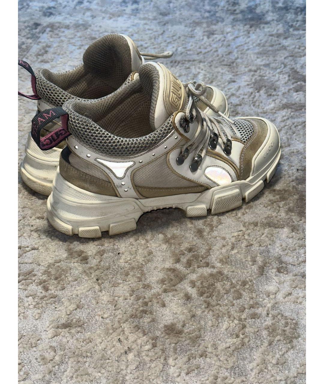 GUCCI Белые замшевые низкие ботинки, фото 5