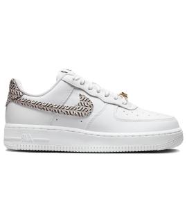 NIKE Кроссовки