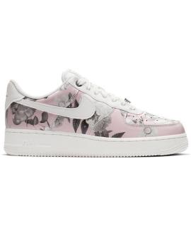NIKE Кроссовки