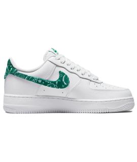 NIKE Кроссовки