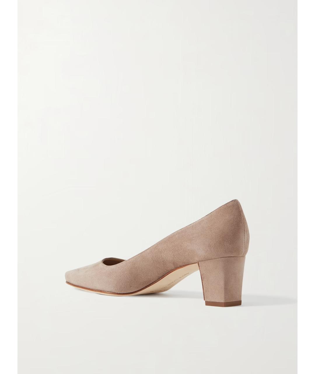 MANOLO BLAHNIK Бежевые замшевые лодочки на низком каблуке, фото 4