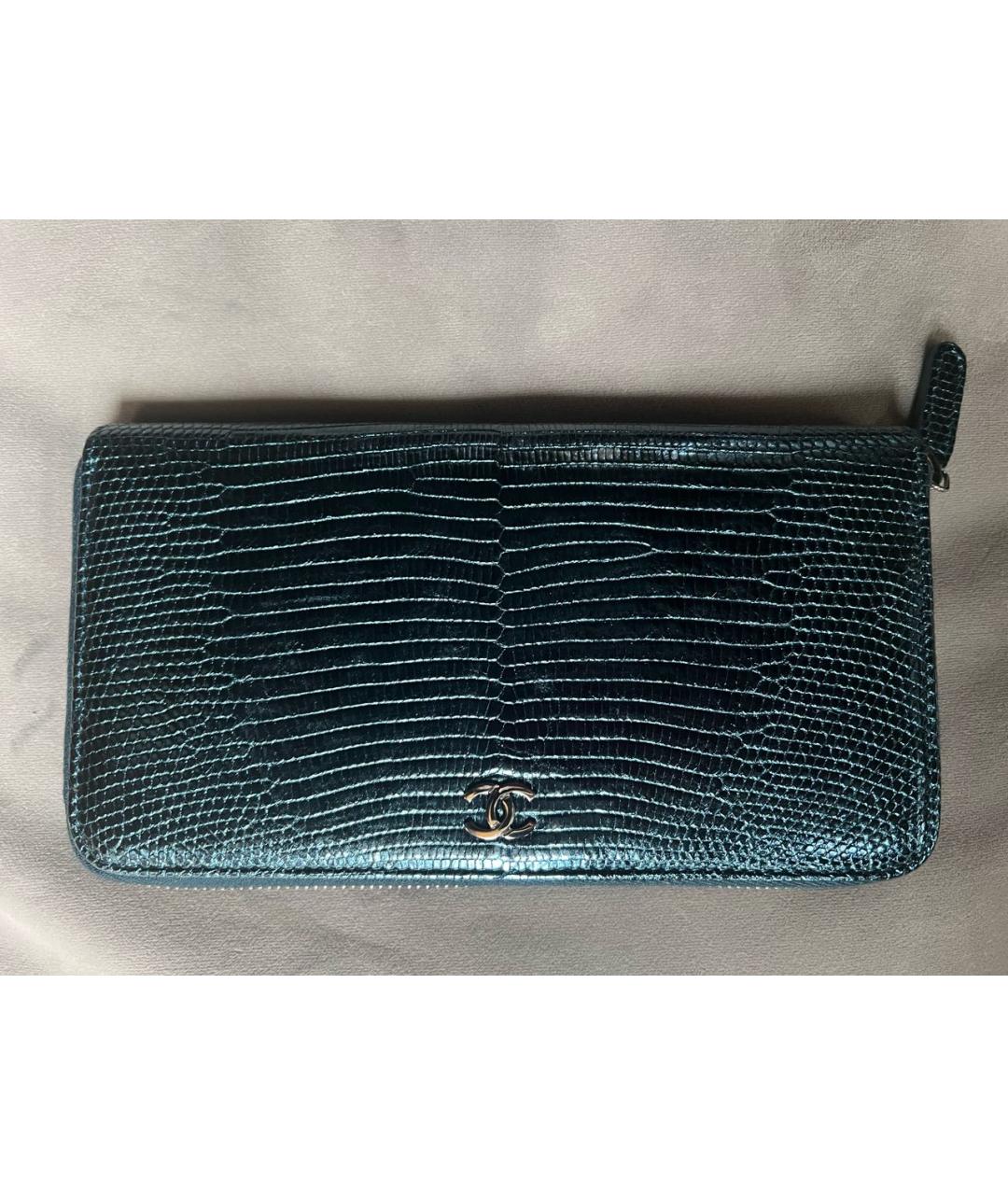 CHANEL Бирюзовый кошелек из экзотической кожи, фото 9