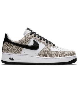 NIKE Кроссовки