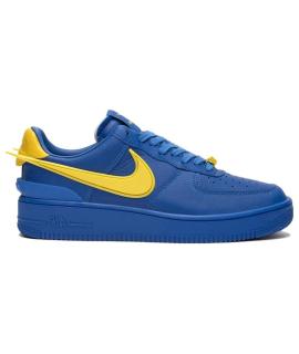 NIKE Кроссовки