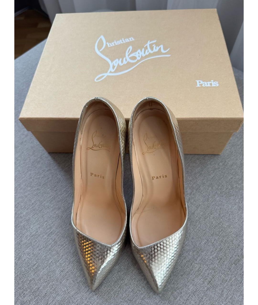 CHRISTIAN LOUBOUTIN Золотые кожаные туфли, фото 6