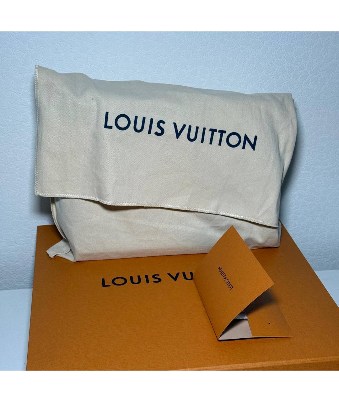 LOUIS VUITTON Черная кожаная сумка на плечо, фото 9