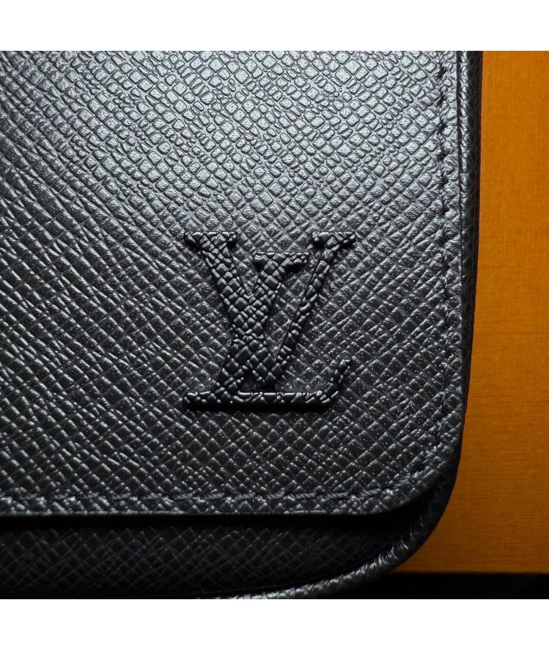 LOUIS VUITTON Черная кожаная сумка на плечо, фото 6