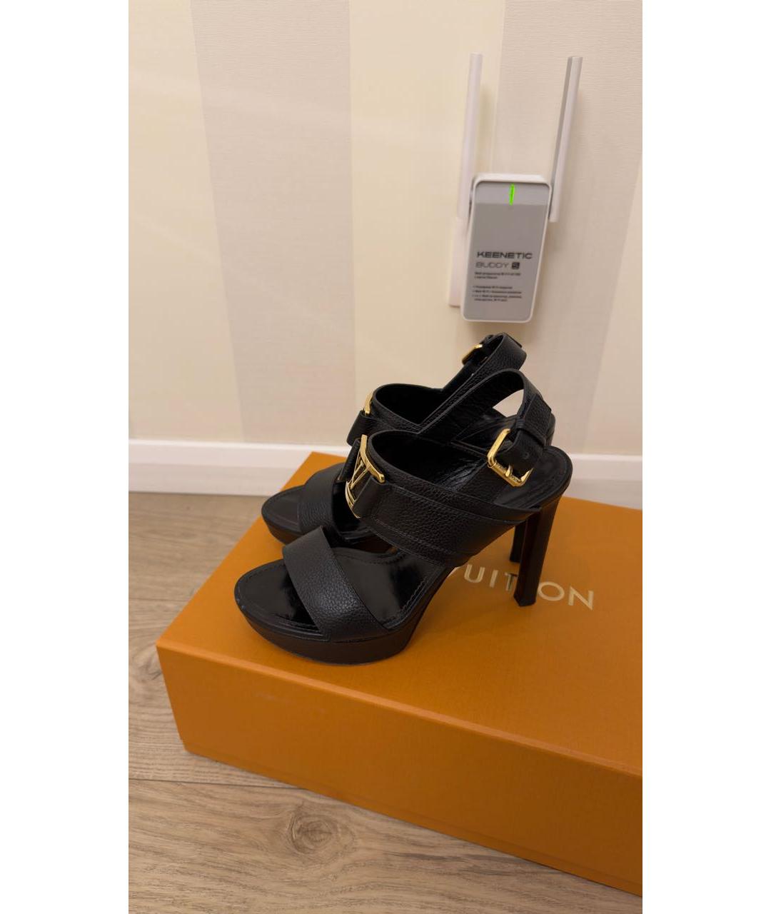 LOUIS VUITTON Черные кожаные босоножки, фото 8