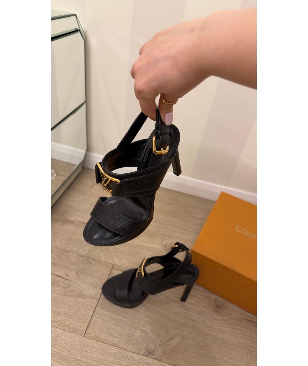 LOUIS VUITTON Черные кожаные босоножки, фото 6