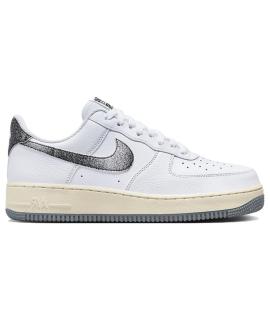 NIKE Низкие кроссовки / кеды