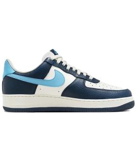 NIKE Кроссовки