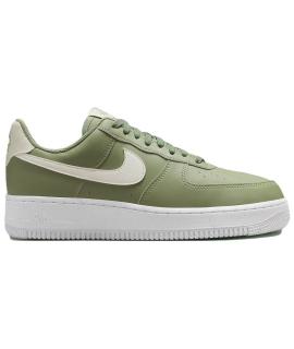 NIKE Кроссовки