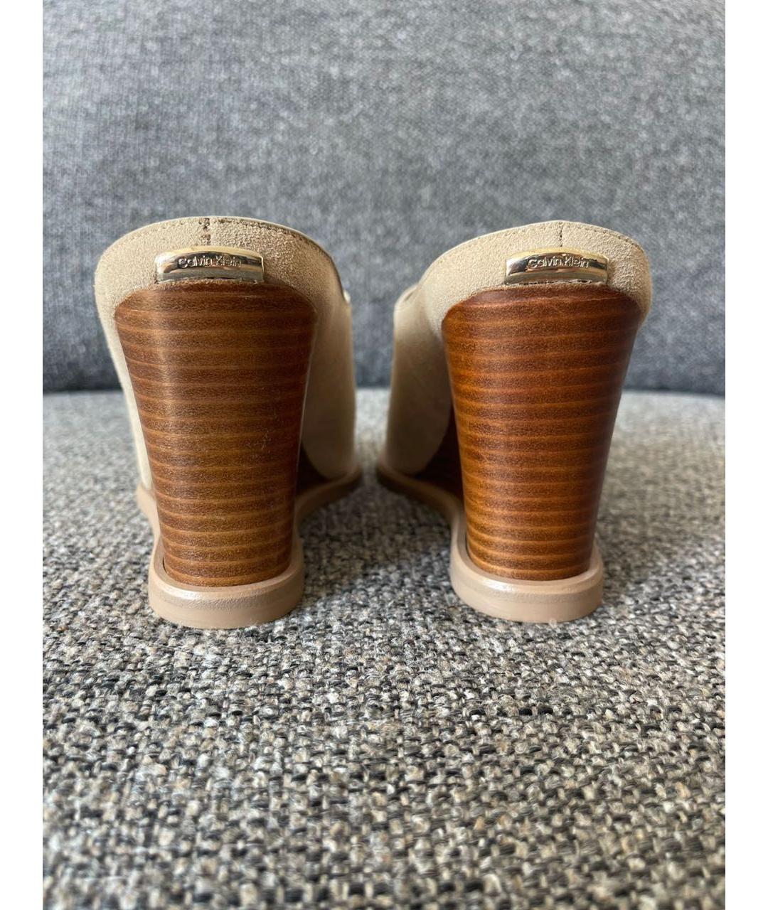 CALVIN KLEIN Бежевые замшевые мюли, фото 5