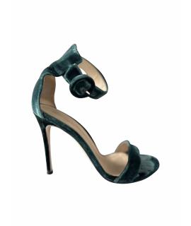 GIANVITO ROSSI Босоножки