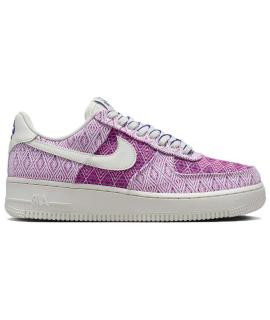 NIKE Кроссовки