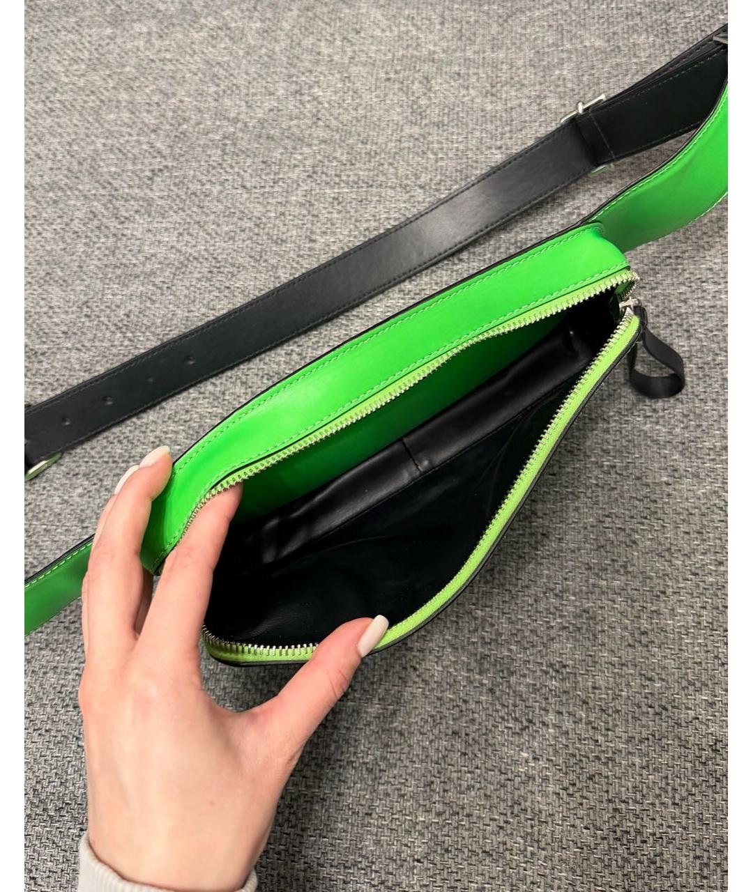 VALENTINO Салатовая кожаная поясная сумка, фото 4