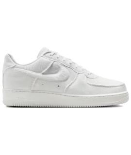 NIKE Кроссовки