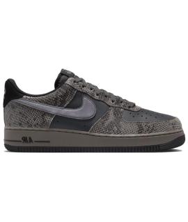 NIKE Низкие кроссовки / кеды