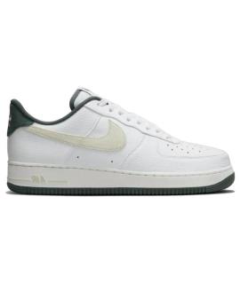 NIKE Низкие кроссовки / кеды