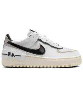 NIKE Кроссовки