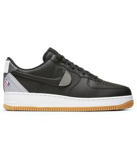 NIKE Низкие кроссовки / кеды
