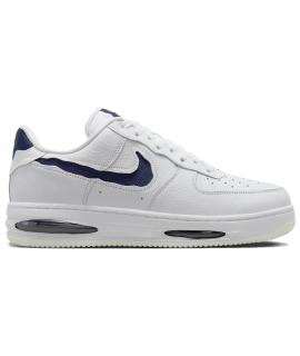 NIKE Низкие кроссовки / кеды