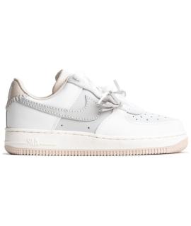 NIKE Кроссовки