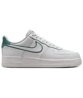 NIKE Низкие кроссовки / кеды