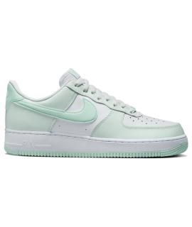 NIKE Низкие кроссовки / кеды